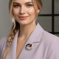 Lila Çiçekli Halka Broş